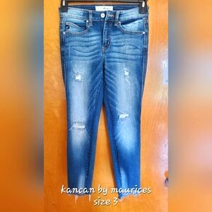 Maurices jeans